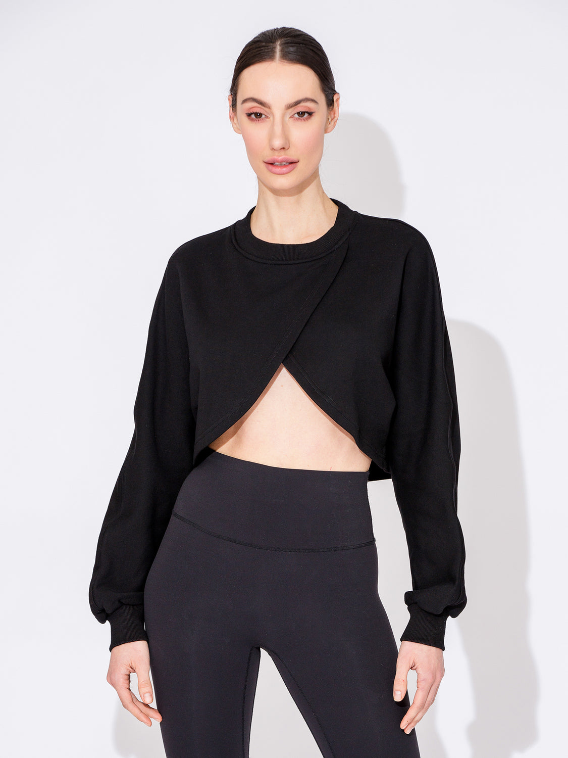 LOTUS LAYER SWEATSHIRT, BLACK
