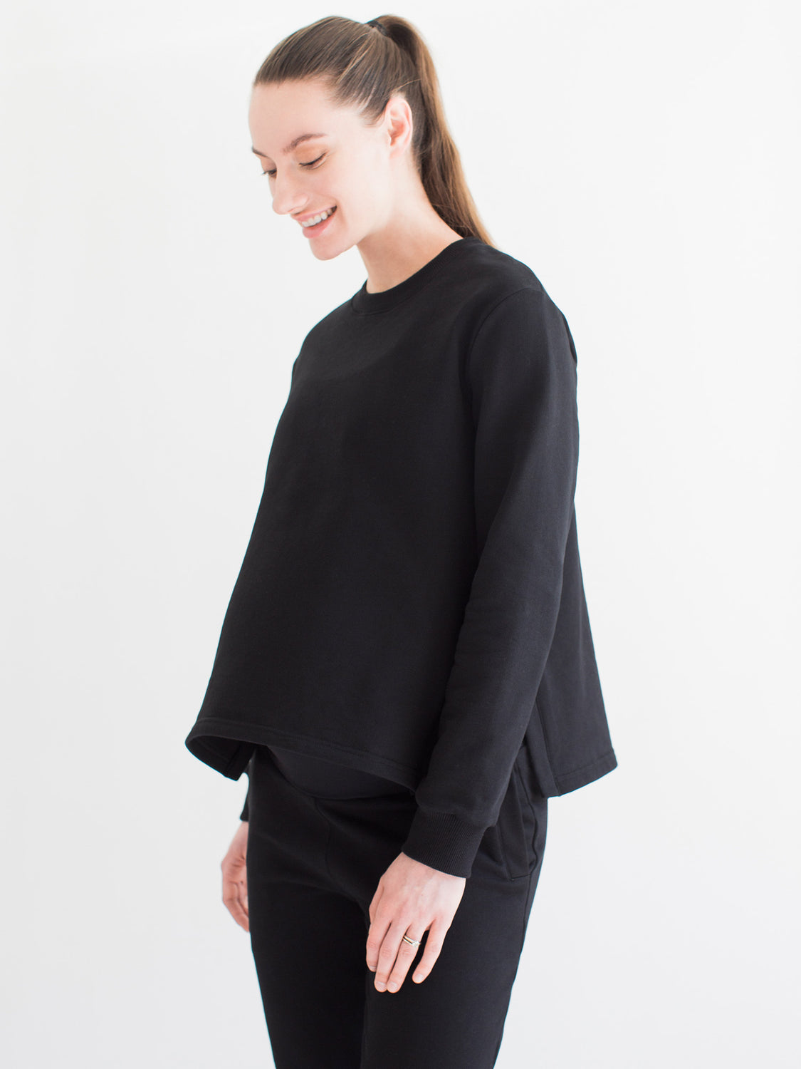 MATERNITY SIDE SPLIT SWEATSHIRT, BLACK