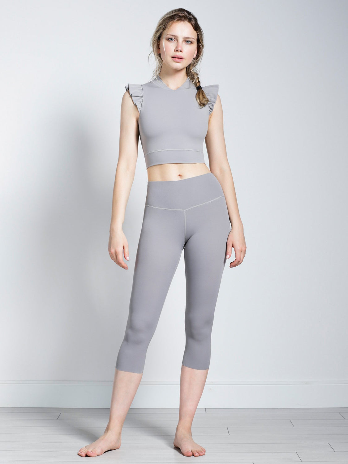RUFFLED PURE TANK, LUNAR GREY