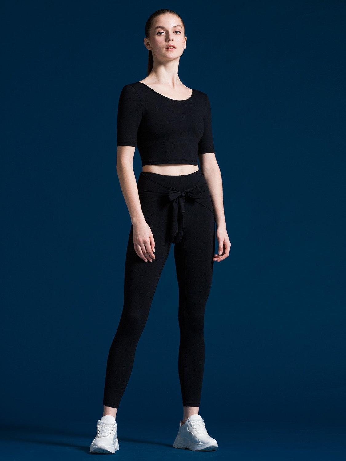 STRAP BACK CROP TEE, BLACK