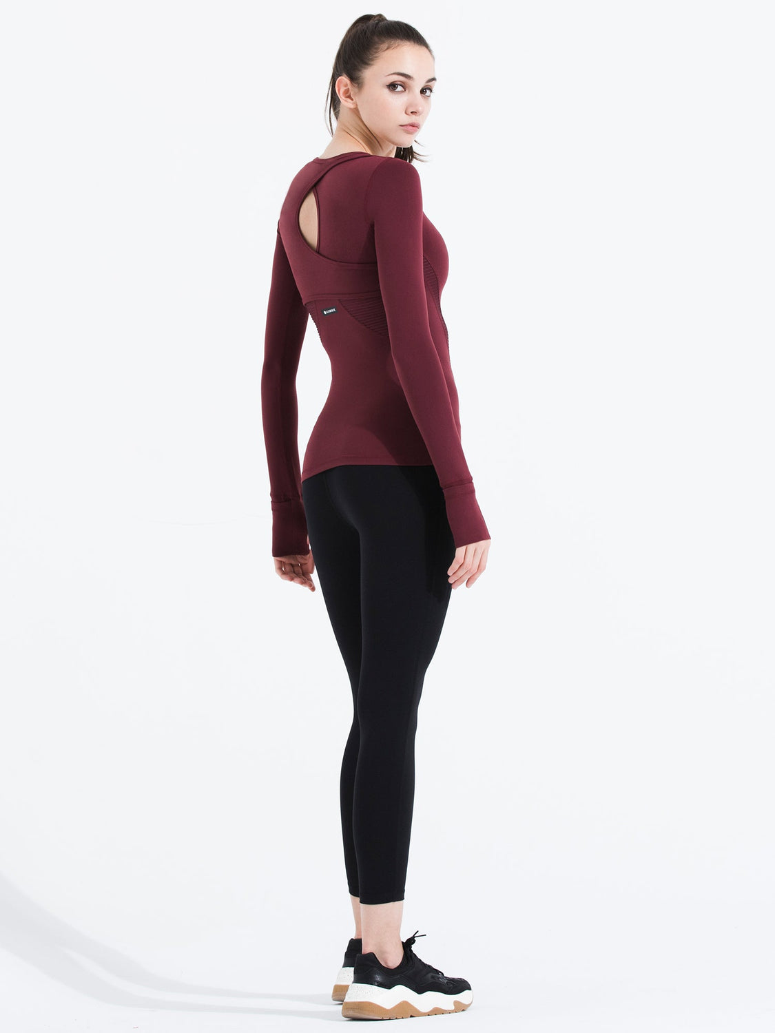 VORTEX LONG SLEEVE TEE, BORDEAUX