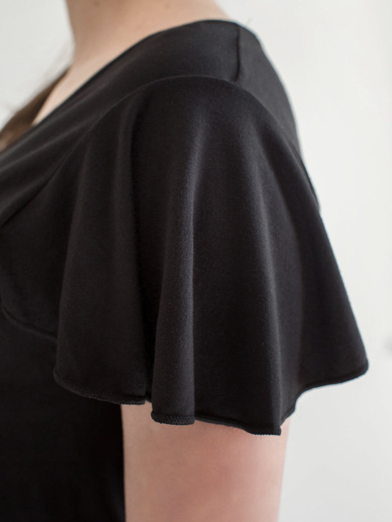 MATERNITY DRAWSTRING LILY TOP, BLACK