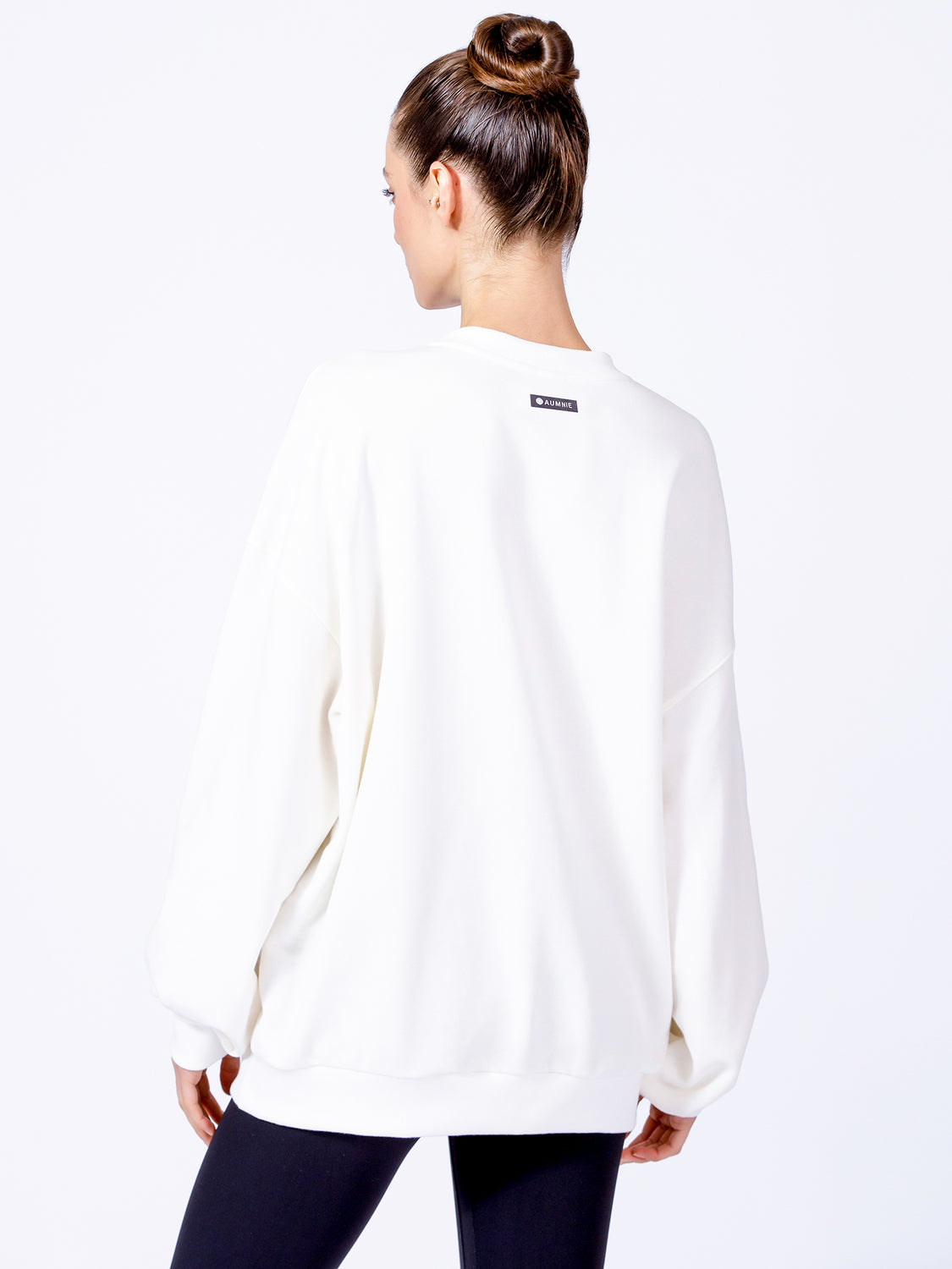 AUMNIE OVERSIZE SWEATSHIRT, WHITE
