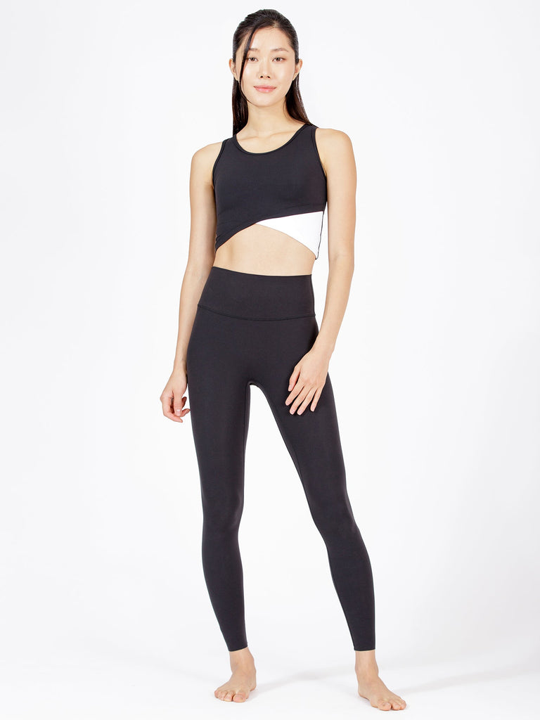 STRIDE LAYER TANK, BLACK/WHITE