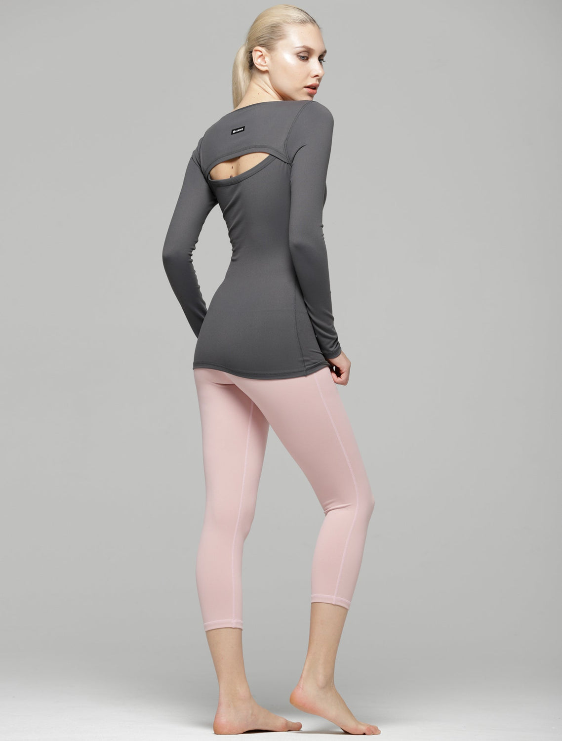 CLOSE CROPS, BLUSH