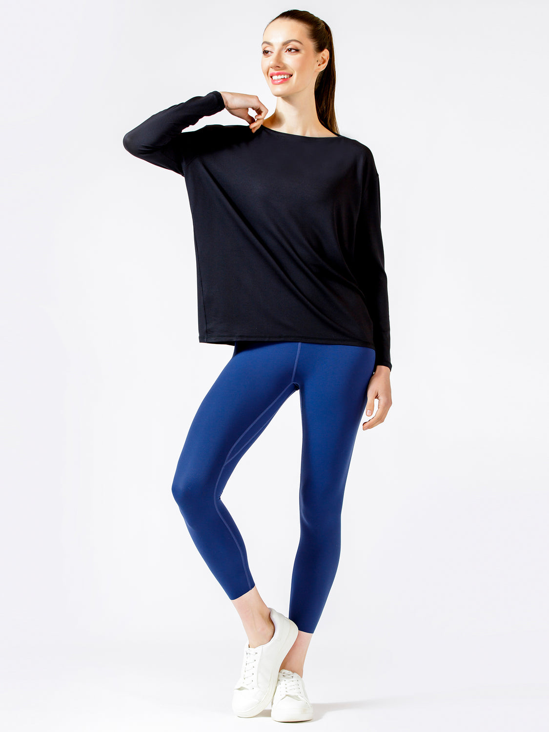 LOOSE & RELAXED TEE, BLACK