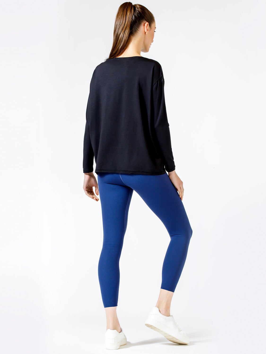 LOOSE & RELAXED TEE, BLACK