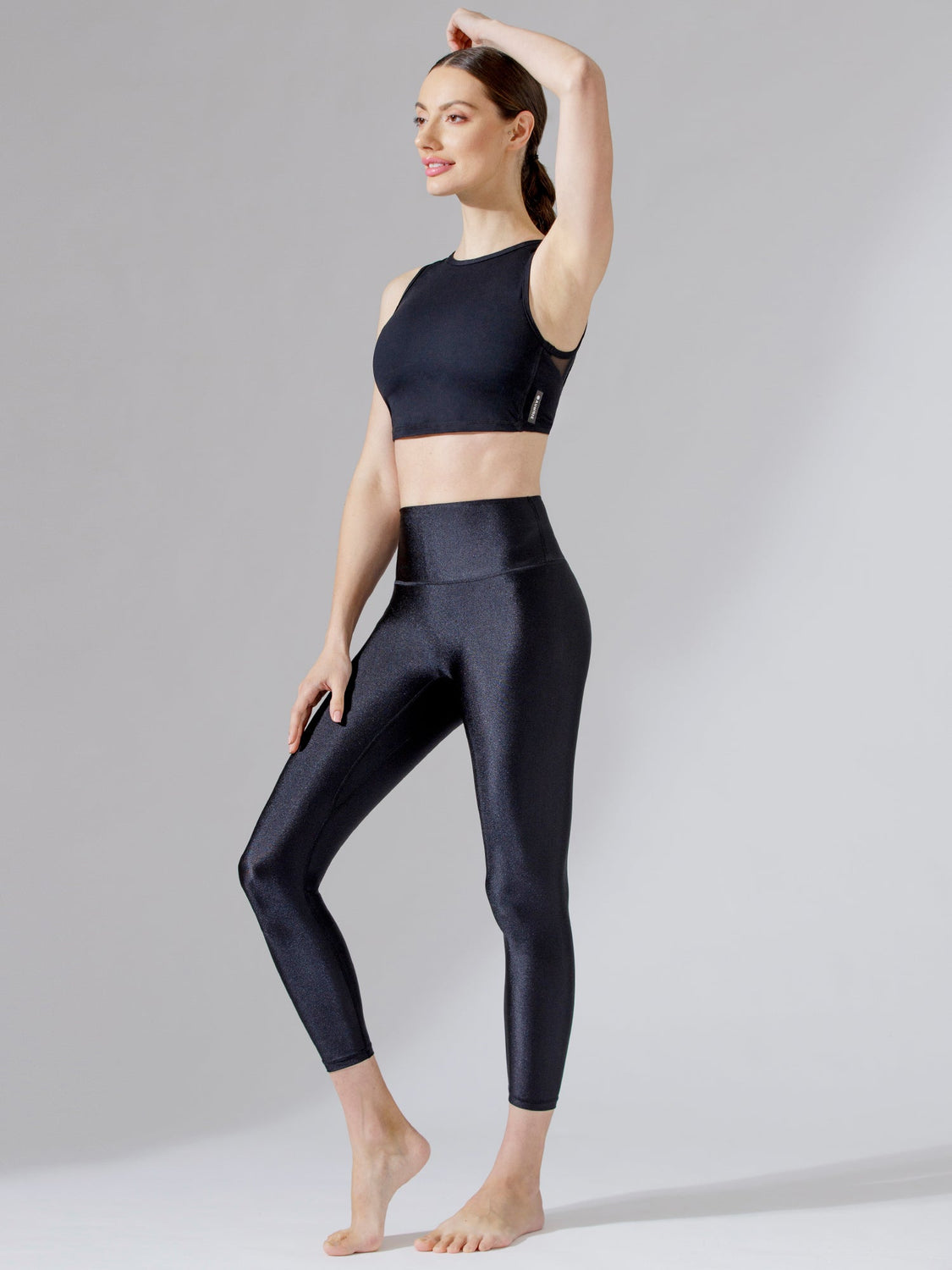 AGILE OPEN BACK MESH BRA, BLACK/BLACK MESH
