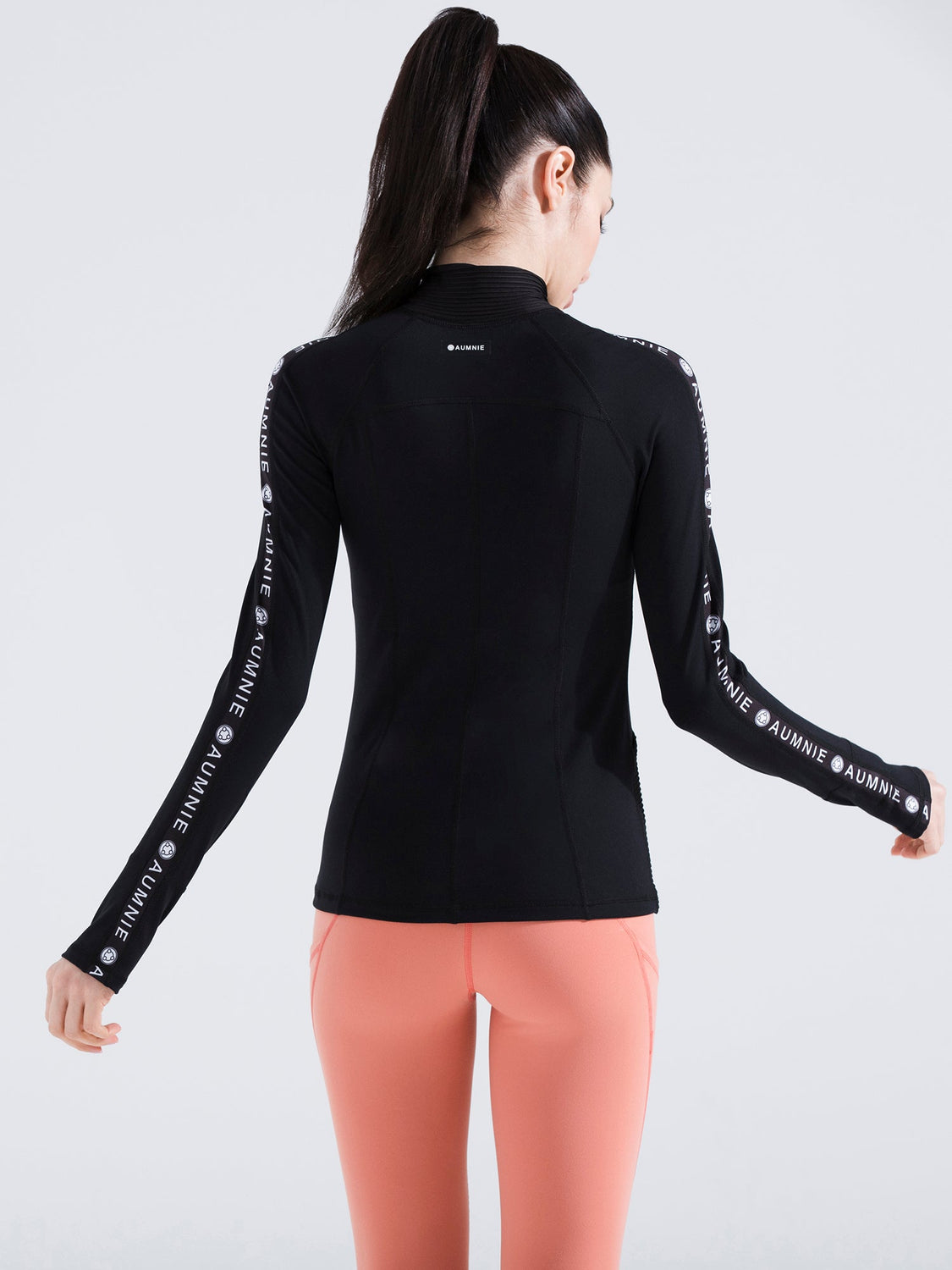 HALF ZIP LOGO TOP, BLACK