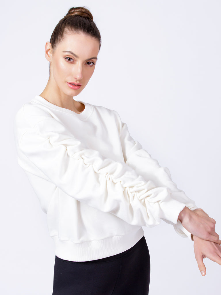 RUCHED RUNWAY SWEATSHIRT, WHITE