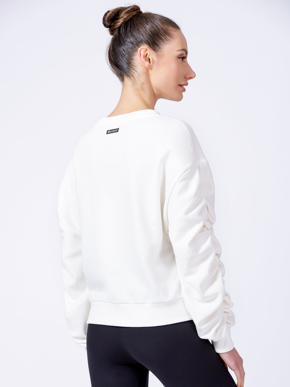 RUCHED RUNWAY SWEATSHIRT, WHITE