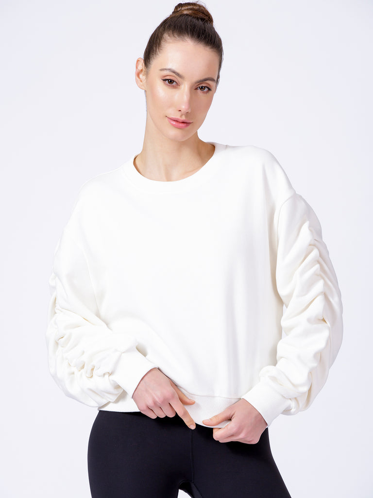 RUCHED RUNWAY SWEATSHIRT, WHITE