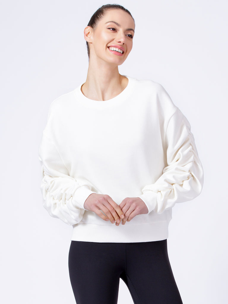 RUCHED RUNWAY SWEATSHIRT, WHITE