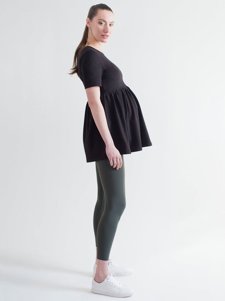 MATERNITY PLEATED SOFT STRETCH TOP, BLACK