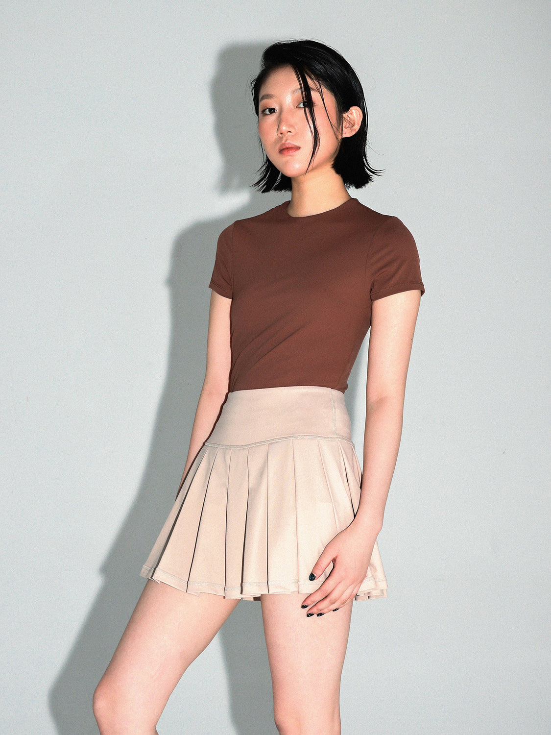 HIGH WAIST PLEATED SKIRT W/SHORTS，GRAY BROWN