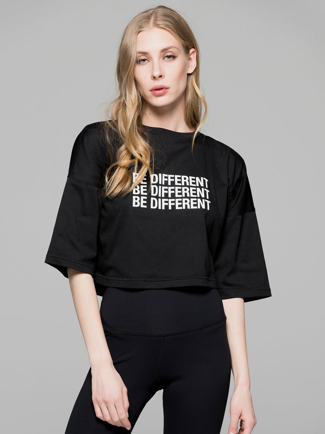 BE DIFFERENT OVERSIZED CROPPED TEE, BLACK