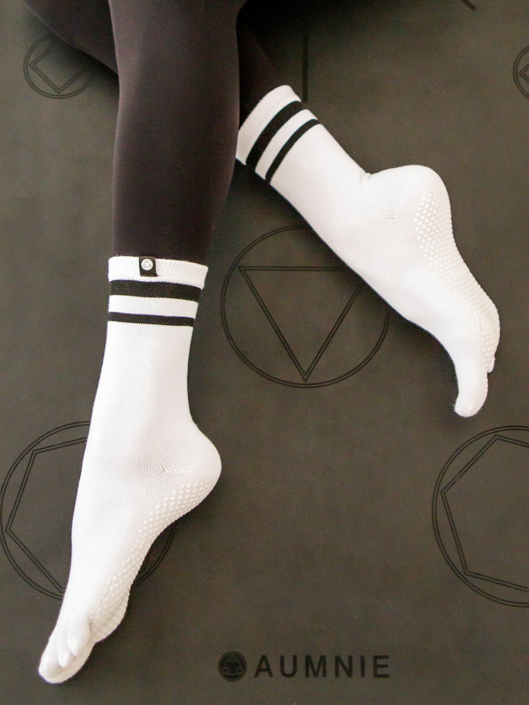 Knee High Toe Socks - Great Fun - Black - White - 8 Colors from Apollo Box