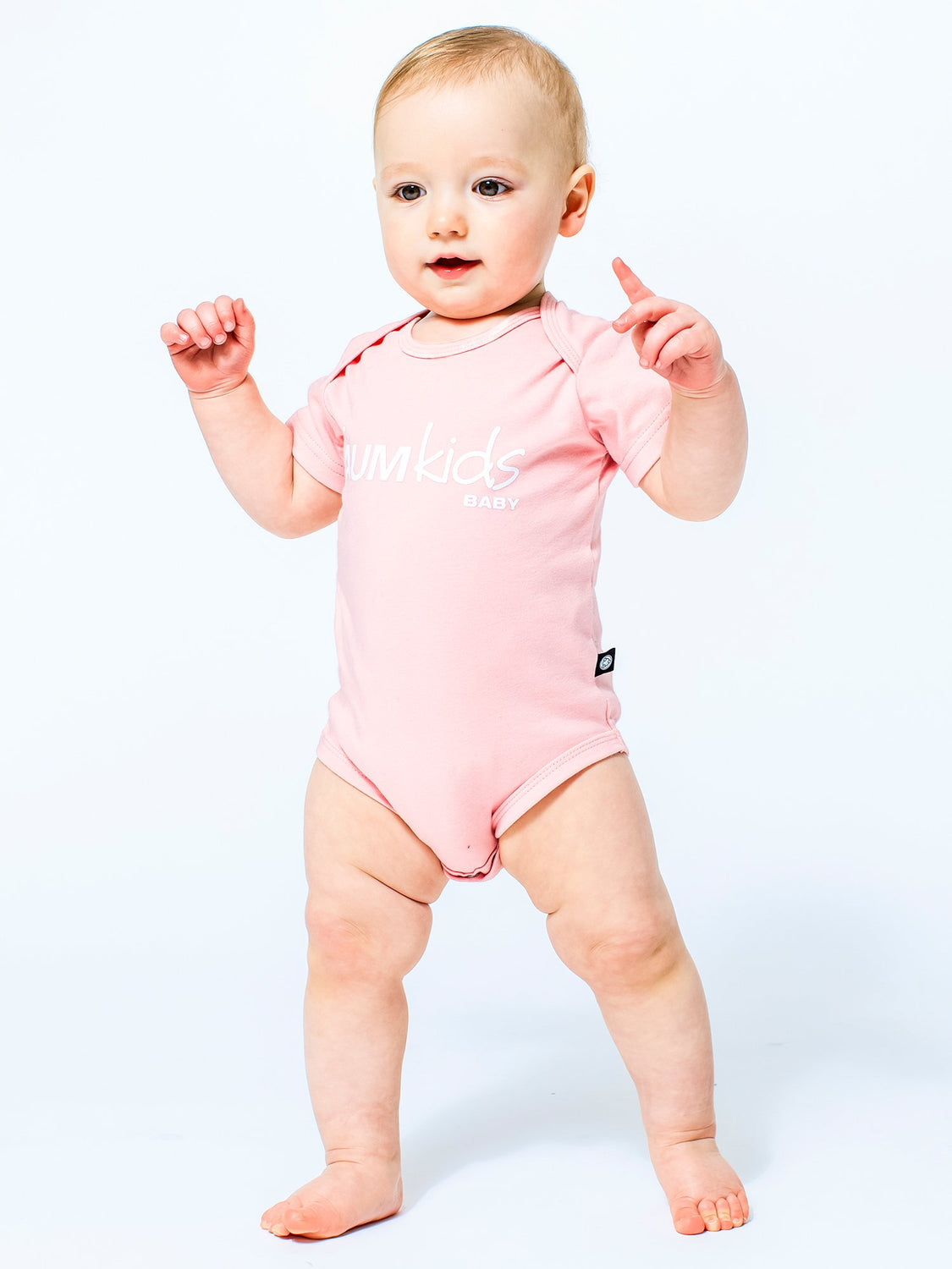 AUMkids HAPPY BABY SHORT SLEEVE ONESIE + BIB SET, PINK